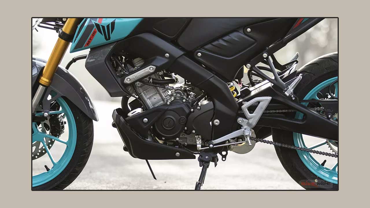 Yamaha MT 15 V2 Engine Mahindra XUV400 Diwali Offer